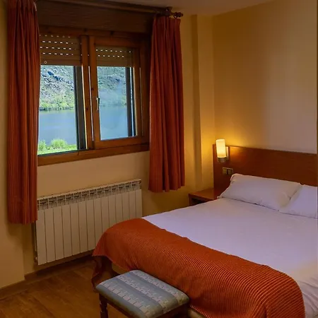 Don Pepe De Sanabria Otel Ribadelago